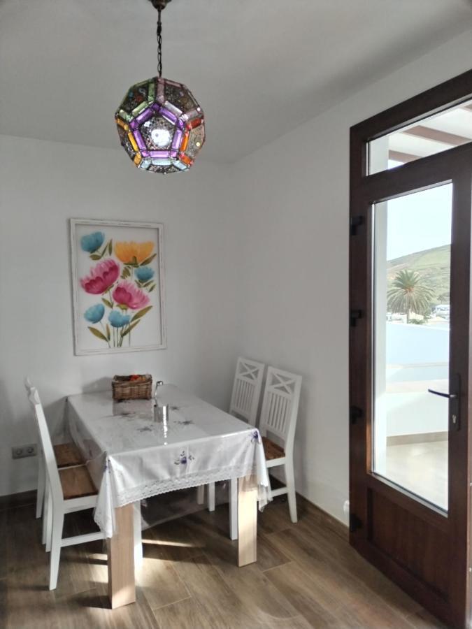 Casa Encarnacion Villa Haria Bagian luar foto